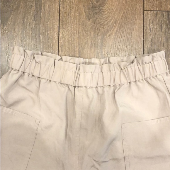 Aritzia Wilfred Free Jessica Short Size M - Picture 7 of 10